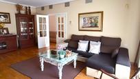 Sala d'estar de Casa adosada en venda en Mérida amb Aire condicionat i Terrassa