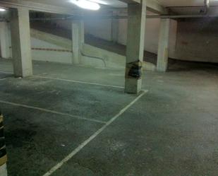 Parking of Garage to rent in Parres