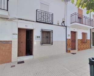 Exterior view of Single-family semi-detached for sale in Alameda  with Terrace