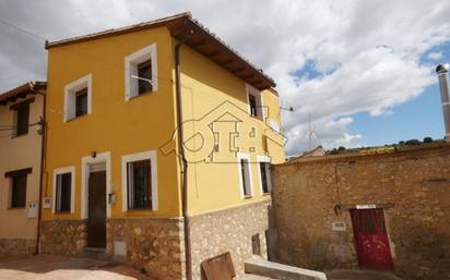 Exterior view of House or chalet for sale in Peñalver