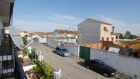 Vista exterior de Casa o xalet en venda en Seseña amb Terrassa i Balcó