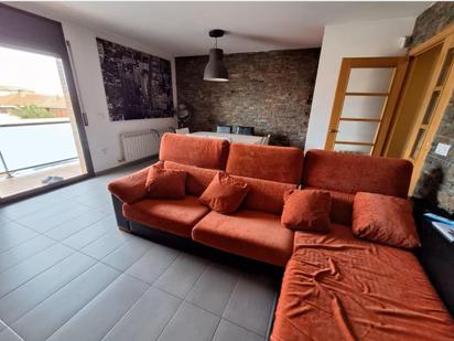 Living room of Single-family semi-detached for sale in Bell-lloc d'Urgell  with Air Conditioner, Terrace and Balcony