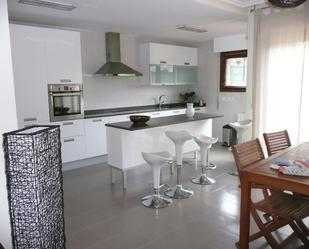 Cuina de Casa adosada en venda en Sajazarra amb Balcó
