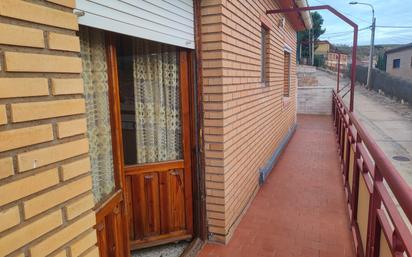 Vista exterior de Finca rústica en venda en Cosuenda amb Terrassa