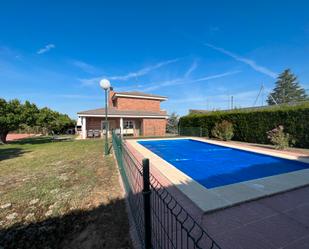 Piscina de Casa o xalet en venda en Muel amb Terrassa