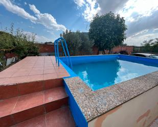 Swimming pool of House or chalet for sale in Alfajarín  with Private garden, Storage room and Swimming Pool