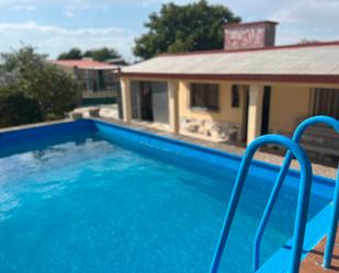 Swimming pool of House or chalet for sale in Alfajarín  with Swimming Pool