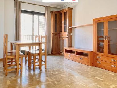 Living room of Apartment for sale in Salamanca Capital  with Balcony