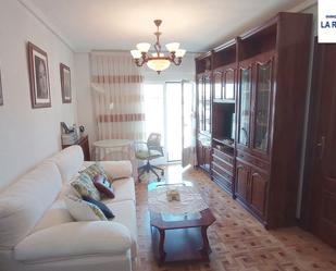 Living room of Flat for sale in Salamanca Capital  with Balcony