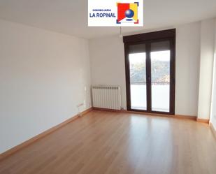 Bedroom of Flat to rent in Salamanca Capital  with Heating, Parquet flooring and Terrace