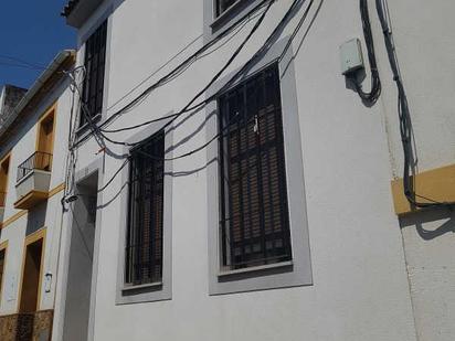 Exterior view of Single-family semi-detached for sale in Almodóvar del Río  with Terrace