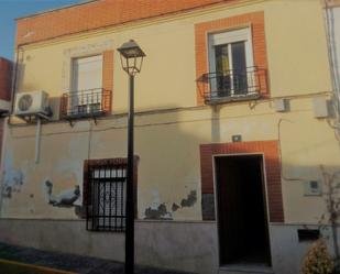 Vista exterior de Casa o xalet en venda en Guadalcázar