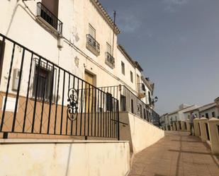 Vista exterior de Casa adosada en venda en Luque