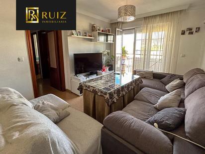 Living room of Flat for sale in  Granada Capital  with Air Conditioner and Balcony