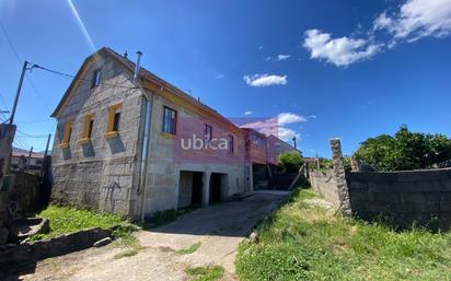 Vista exterior de Casa o xalet en venda en Tui amb Terrassa