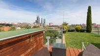 Terrassa de Àtic en venda en  Madrid Capital amb Aire condicionat, Terrassa i Piscina