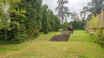 Jardí de Casa o xalet en venda en  Madrid Capital amb Aire condicionat, Terrassa i Piscina