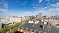 Exterior view of Flat for sale in  Madrid Capital  with Terrace