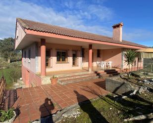 Vista exterior de Casa o xalet en venda en Ribadesella amb Calefacció, Jardí privat i Terrassa