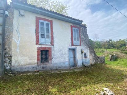 Exterior view of House or chalet for sale in Llanes  with Balcony