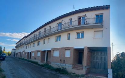 Vista exterior de Casa adosada en venda en Bellcaire d'Urgell amb Terrassa i Balcó