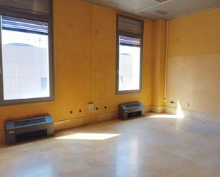 Office to rent in  Córdoba Capital  with Air Conditioner