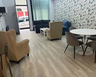 Sala d'estar de Apartament en venda en  Córdoba Capital amb Aire condicionat i Moblat