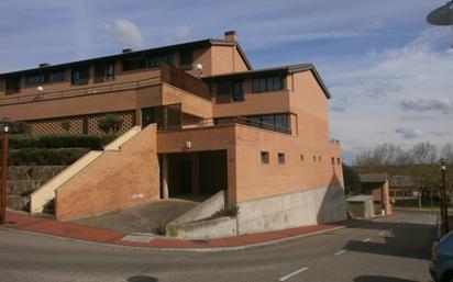 Viviendas y casas de alquiler en La Vega, Arroyo de la Encomienda | fotocasa