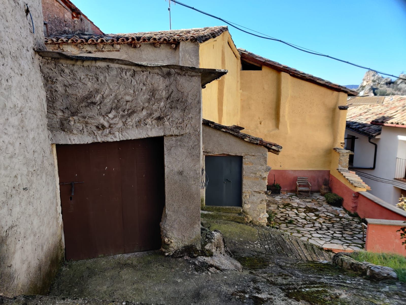 Viviendas y casas baratas en venta en Aragón: Desde € - Chollos y  Gangas | fotocasa