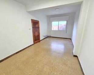 Sala d'estar de Apartament de lloguer en Vigo  amb Parquet, Moblat i Forn