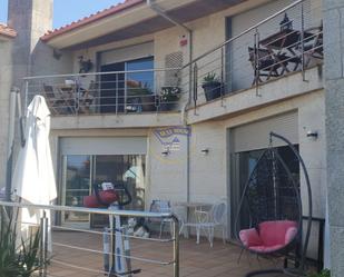 Exterior view of Single-family semi-detached for sale in Vigo   with Terrace and Balcony
