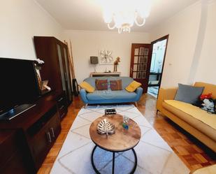 Living room of Flat for sale in Vigo   with Balcony