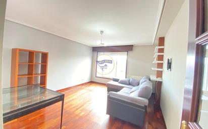 Living room of Flat for sale in Vigo 