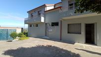 Vista exterior de Casa o xalet en venda en Vigo  amb Balcó