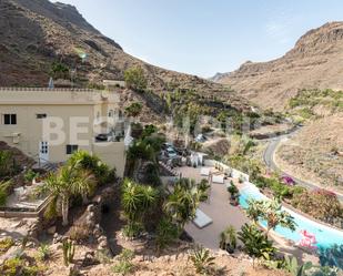 Vista exterior de Finca rústica en venda en San Bartolomé de Tirajana amb Aire condicionat, Terrassa i Piscina