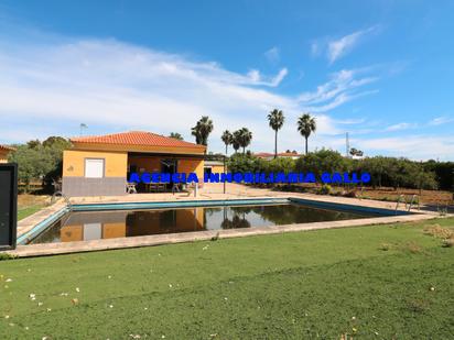Swimming pool of House or chalet for sale in Arahal  with Air Conditioner and Swimming Pool