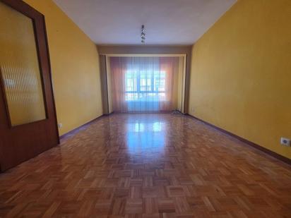 Living room of Flat for sale in Oviedo   with Heating and Storage room