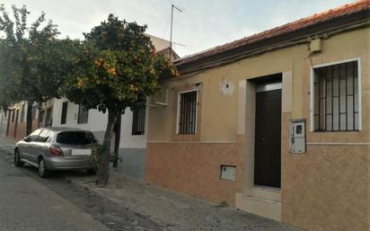 Viviendas y casas baratas en venta en Campo de la Verdad - Miraflores,  Córdoba Capital: Desde € - Chollos y Gangas | fotocasa