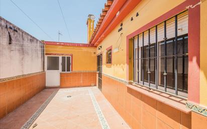 Exterior view of Planta baja for sale in Carmona