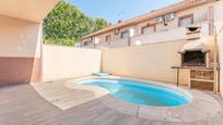 Piscina de Casa adosada en venda en Ciempozuelos amb Aire condicionat, Terrassa i Piscina