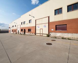 Vista exterior de Nau industrial en venda en Valladolid Capital