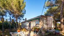 Vista exterior de Casa o xalet en venda en Laguna de Duero amb Terrassa i Piscina