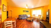 Living room of Flat for sale in Valladolid Capital  with Air Conditioner and Balcony