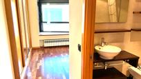 Bathroom of Single-family semi-detached for sale in Valladolid Capital  with Air Conditioner, Terrace and Balcony