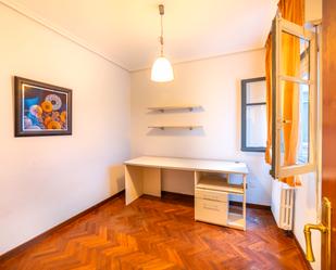 Bedroom of Flat for sale in Valladolid Capital  with Terrace