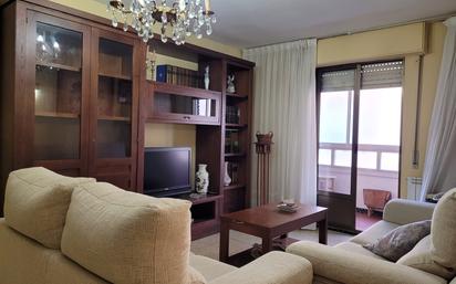 Living room of Flat for sale in Valladolid Capital  with Air Conditioner, Terrace and Balcony