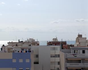 Vista exterior de Àtic en venda en Moncofa amb Aire condicionat i Terrassa