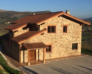 Exterior view of House or chalet for sale in Medio Cudeyo