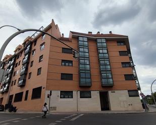 Exterior view of Study to rent in  Madrid Capital  with Air Conditioner and Swimming Pool