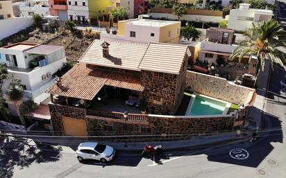 Vista exterior de Casa o xalet en venda en Mogán amb Terrassa i Piscina
